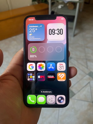 IPhone 12 σε εξαιρετική κατάσταση, 64GB, με τζαμάκι Spigen και καλώδιο φόρτισης