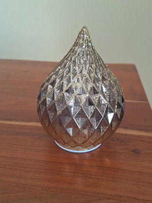 Illuminated Tear Table Decor Champagne Color Rotating LED