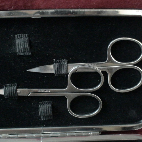Nail care set used