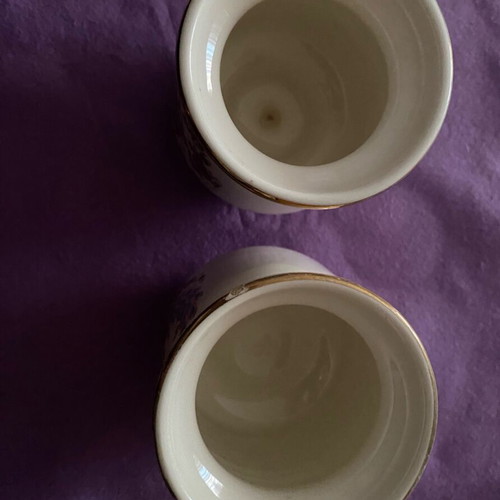 Set of 2 handmade porcelain vases with peacocks and 24K gold used
