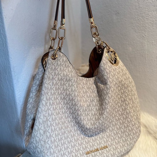Michael Kors Lillie shoulder bag like new, white and brown