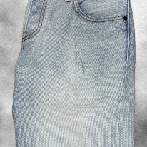 Levi's 501 Distressed Jeans like new, light wash