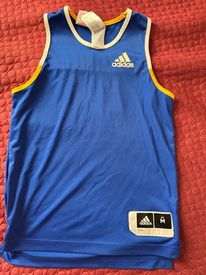 Adidas no 10-12 ετών