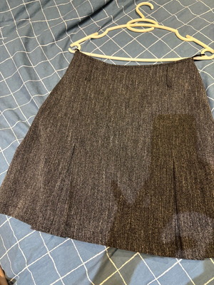 Skirt used gray with box pleats and lining, size S