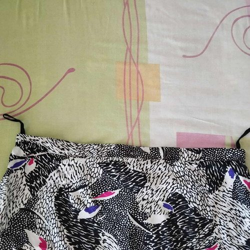 Handmade print skirt like new with lining and buttons