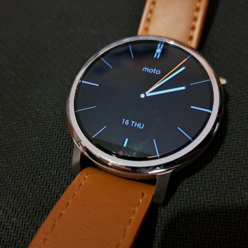 Motorola Moto 360 2nd Gen 46mm smartwatch like new