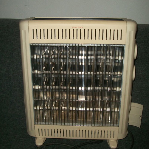 IQ HT-1470 Quartz Heater like new, 2400W