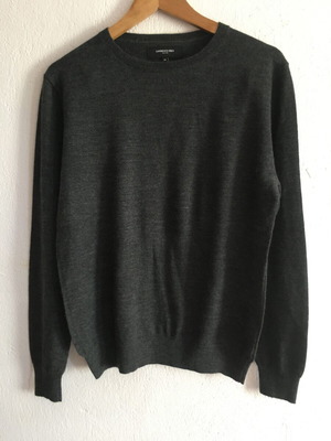Lawrence Gray 100% Merino Wool Sweater, Dark Gray, Size M