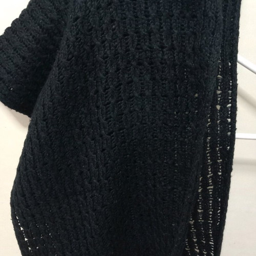 H&M lace knit neck scarf like new, black