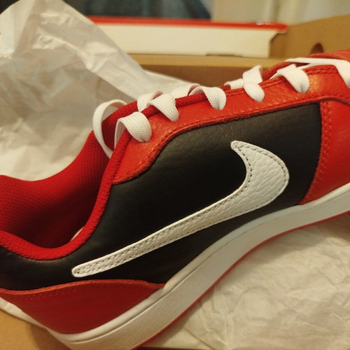 Nike athletic shoes new, size 44.5, red