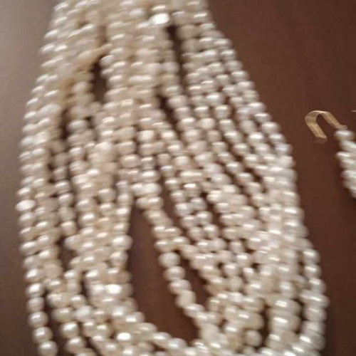 PEARL SET, WITH PURCHASE WARRANTY - price reduction