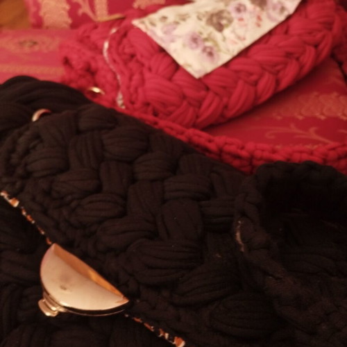 Handbags new, handmade knitted, black and red