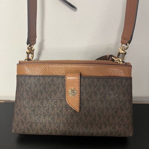 Michael Kors crossbody bag tan like new