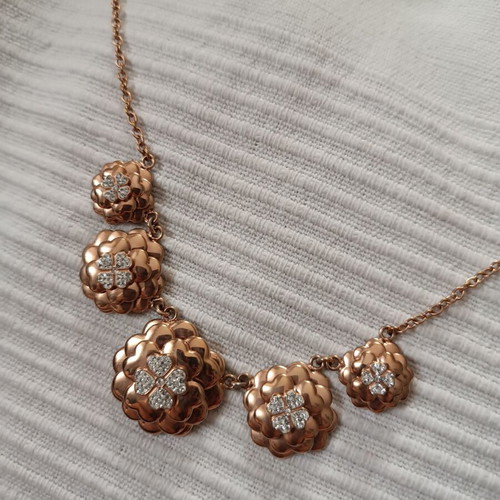 Folli Follie necklace new