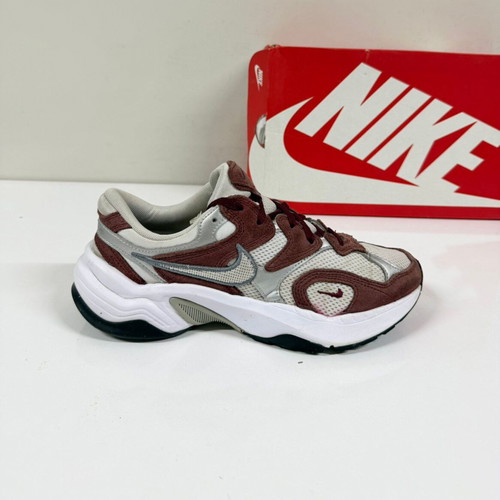 Nike AL8 Dark Team Red sports shoes used, size 39