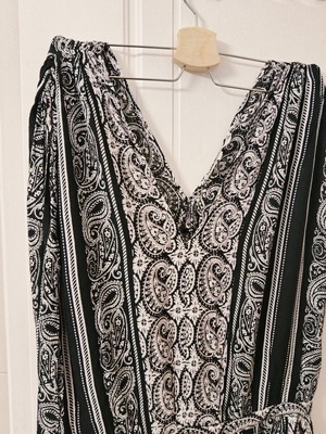 Peacocks summer dress like new, black and grey, size XXXL
