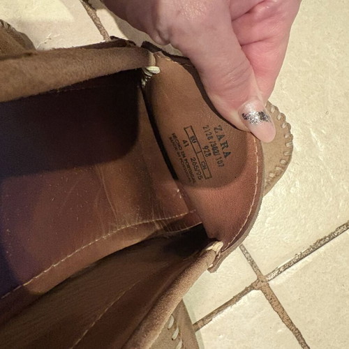Zara men's loafers size 41 like new, beige