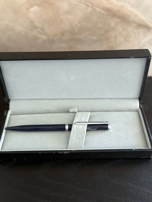 Chopard pen like new, with worn box