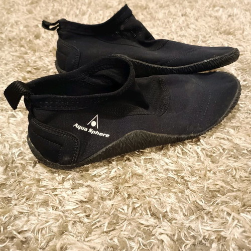 Diving shoes new, size 43-44