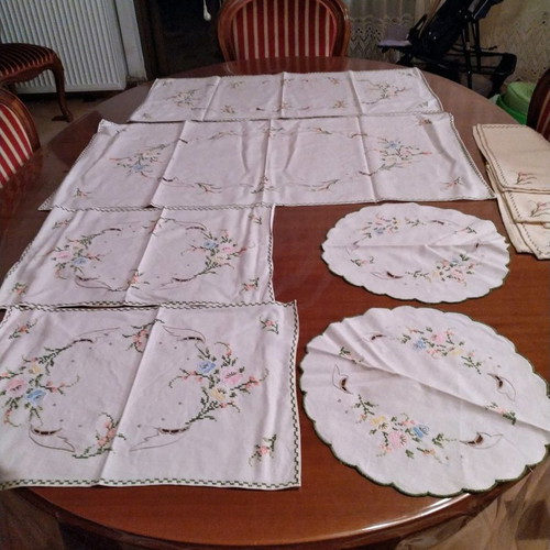 Handmade set of 6+3 table runners used