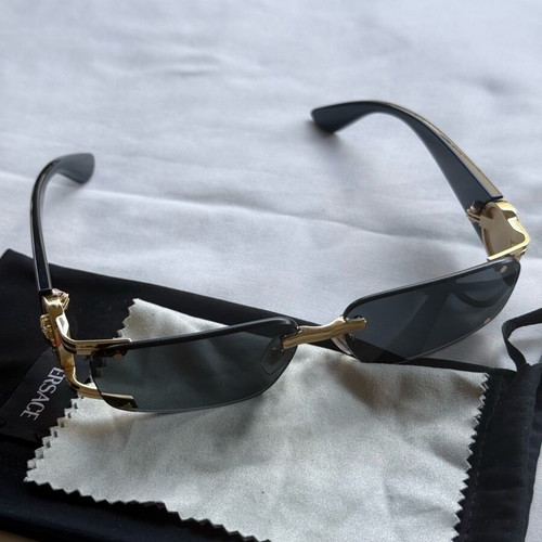 Versace VE2291 Sunglasses Black/Gold luxury edition like new