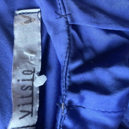 Dress like new, size L, length 1 m