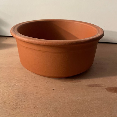 Deroma Italy terracotta pot without hole 19cm diameter x 8cm height No1 new