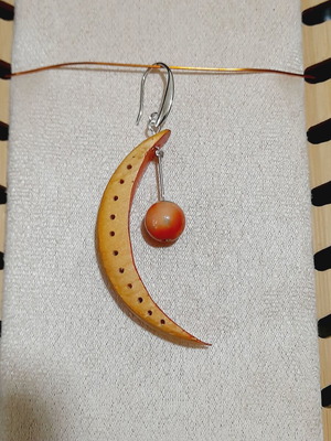 Handmade earring with wood, semi-precious stone and 925 silver new