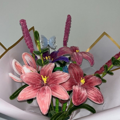 The Garden of Dreams bouquet made to order with 10 flowers
