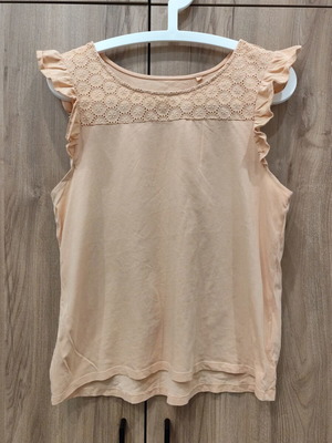 Ovs Peach Boho Top with Lace and Ruffles size L like new