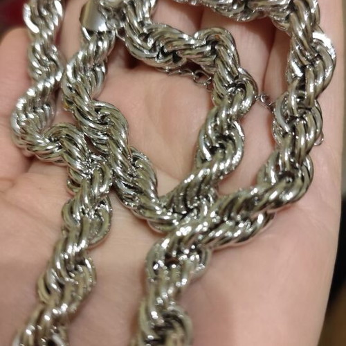 Thick twisted necklace chain new, silver color, length 40+5 cm