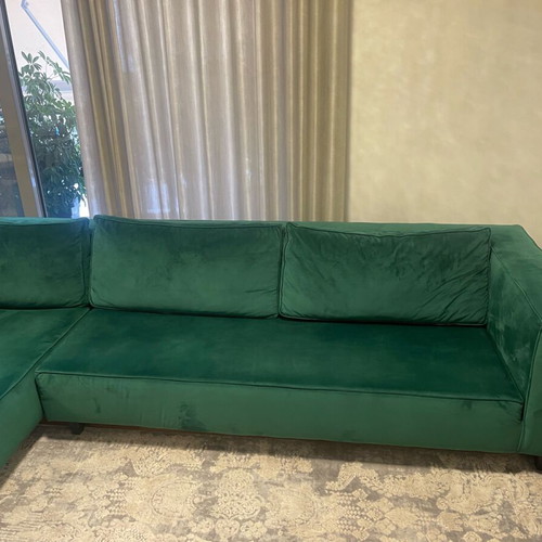 Corner sofa like new, custom made, 3m x 2m, stain-resistant fabric