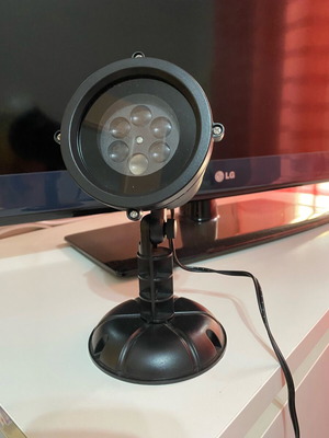 Power projector with snowflakes like new with automatic switching