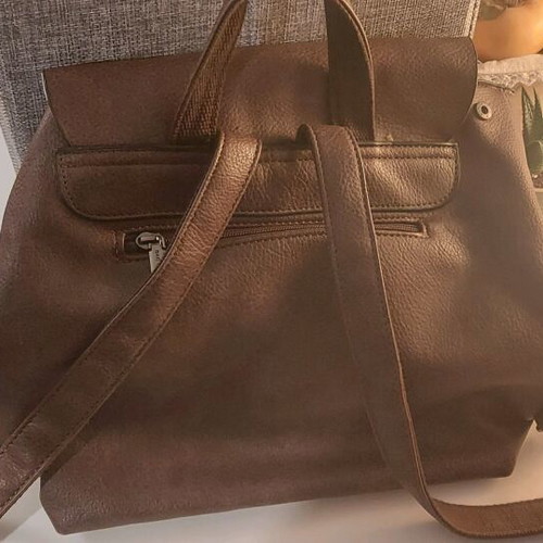 BackToBack women's brown backpack like new