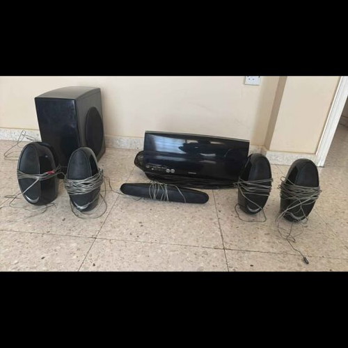 Samsung HT-A100 home theater system like new