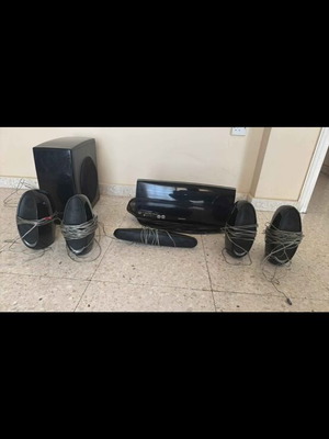 Samsung HT-A100 home theater system like new