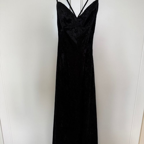 Black velvet maxi dress like new, size 10