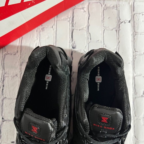 Nike Shox 46 new black sneakers