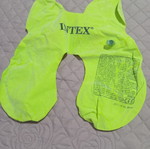 Travel Pillow Intex frog design like new, velour weave