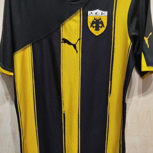 Puma AEK Trainers T-shirt sports team jersey N small-medium like new