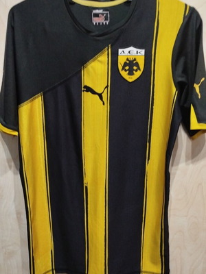 Puma AEK Trainers T-shirt sports team jersey N small-medium like new