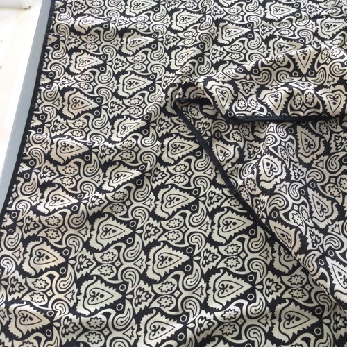 Scarf large 140x140cm like new, from Turkey with beautiful edging
