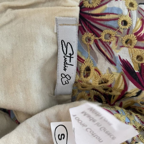 Studio 83 top size S like new, multicolor