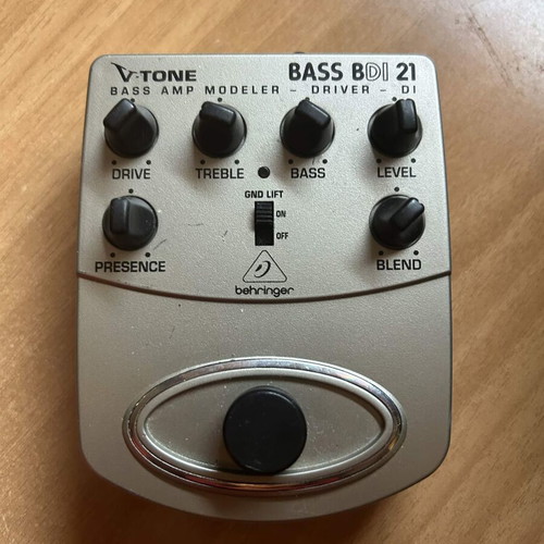 Behringer V-Tone Bass BDI21 pedal used