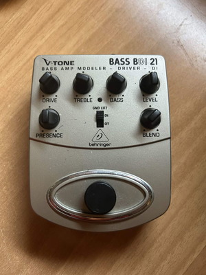 Behringer V-Tone Bass BDI21 πεταλι μεταχειρισμένο