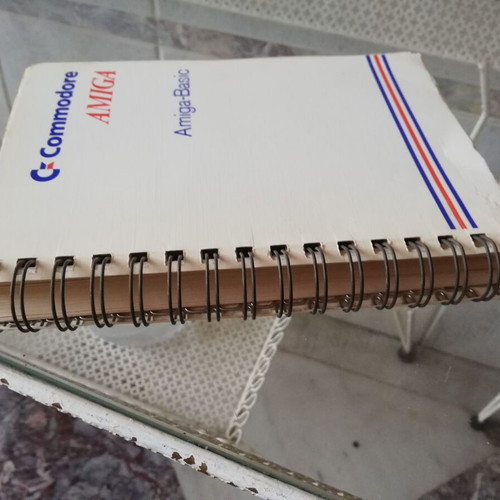 Manual Commodore Amiga Basic book used, in German