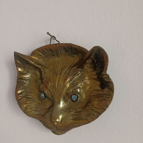 Bronze cat bust 12x11 cm