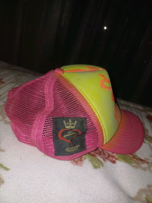 Love Generation hat like new