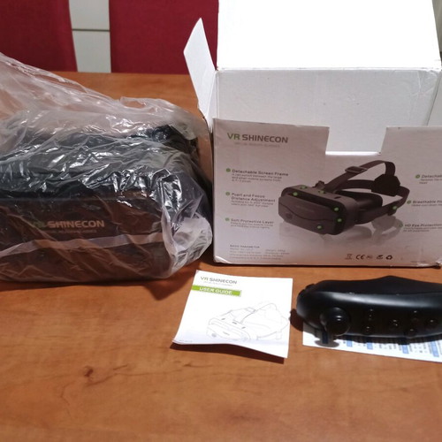 VR Shinecon glasses new with controller