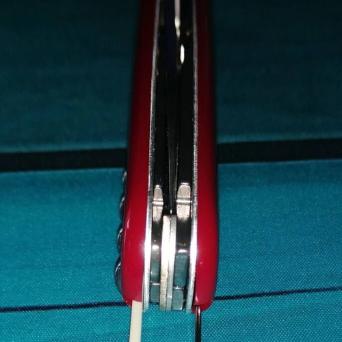Victorinox Swiss Army Knife with 10 Functions like new